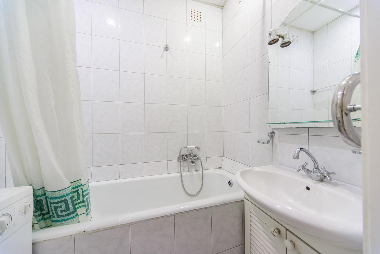 Apartment Near Olympic Stadium Kiev Dış mekan fotoğraf