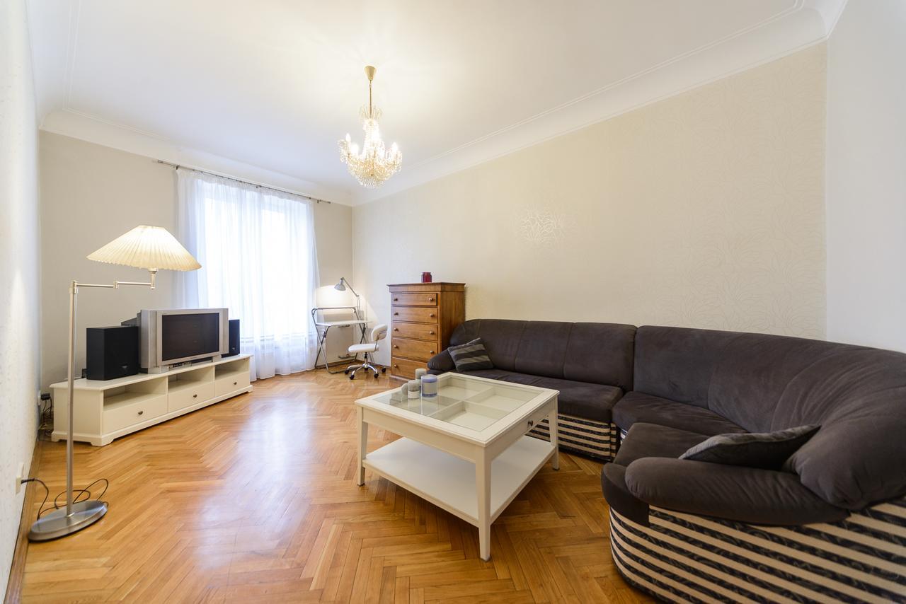 Apartment Near Olympic Stadium Kiev Dış mekan fotoğraf