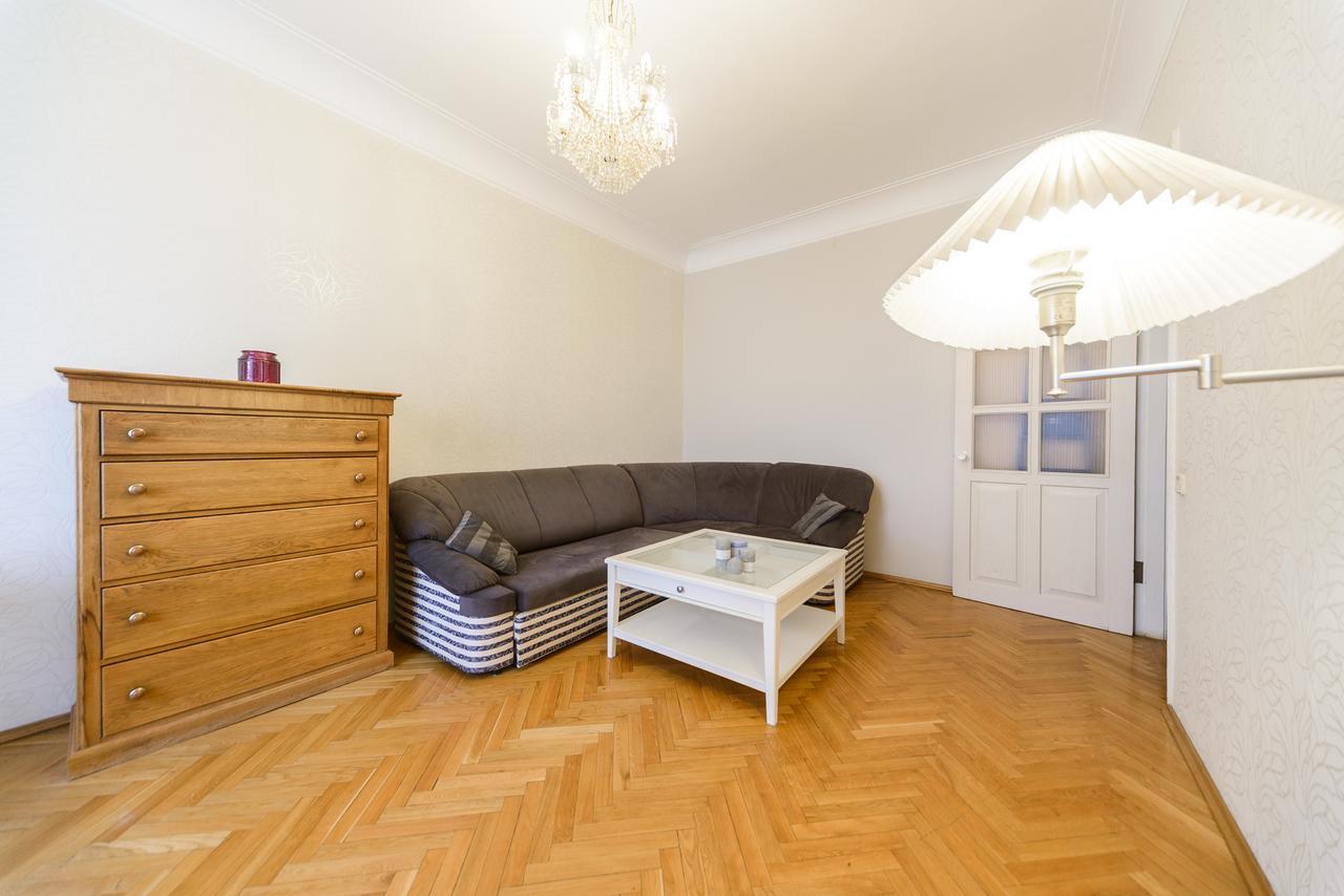 Apartment Near Olympic Stadium Kiev Dış mekan fotoğraf
